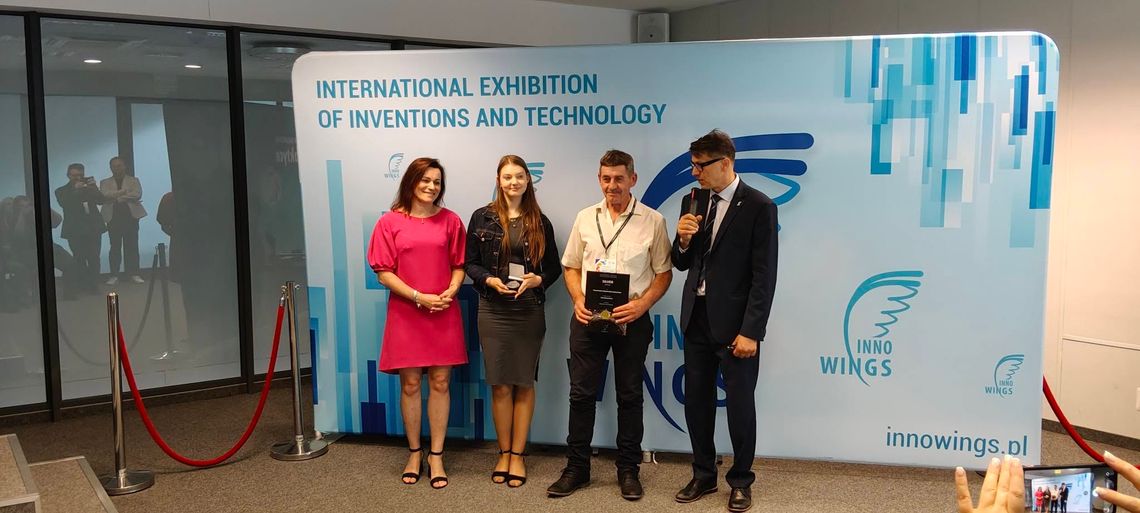Gm. Wierzbica. Srebrny medal dla wynalazcy z Wierzbicy. Międzynarodowy sukces magazynu energii Zbigniewa Struskiego To, co jeszcze kilka lat temu było serią eksperymentów prowadzonych w przydomowym garażu, dziś zostało docenione przez międzynarodowe środowisko naukowe. Zbigniew Struski z Wierzbicy zdobył srebrny medal podczas prestiżowej wystawy wynalazków „International Invention and Technology Exhibition".