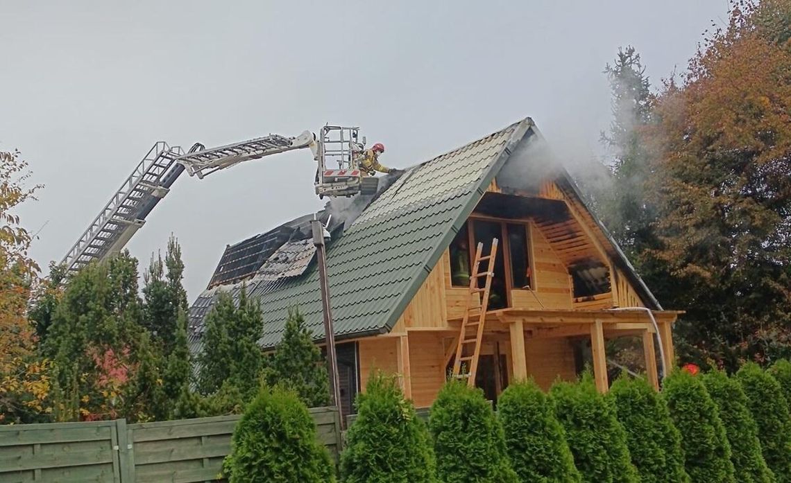 Gm. Włodawa. Pożar domku letniskowego w Okunince. Duże straty!