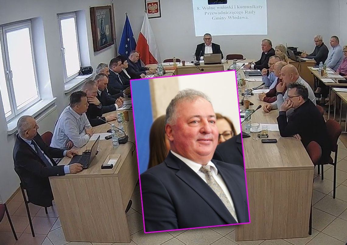 wójt dariusz semeniuk na tle kadru z sesji rady gminy włodawa