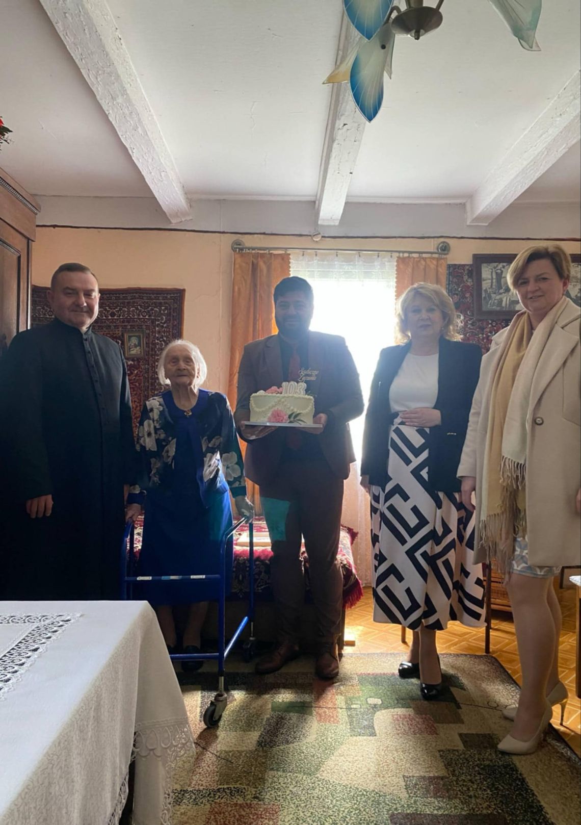 Gm. Wola Uhruska. 103 lata życia, mądrości i uśmiechu – wyjątkowy jubileusz Pani Janiny [GALERIA ZDJĘĆ]