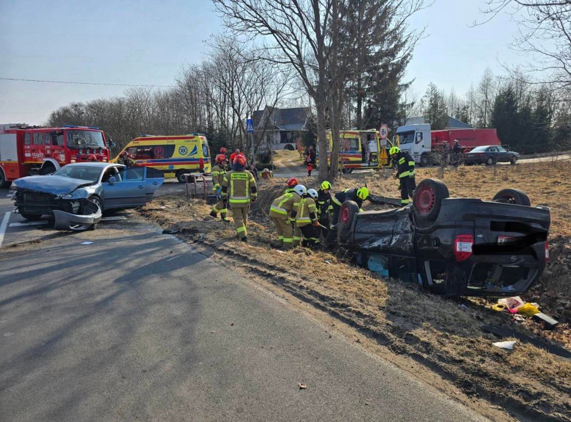Gm. Wyryki. Zderzenie dwóch aut w Lubieniu. Na pomoc ruszyli kierowcy