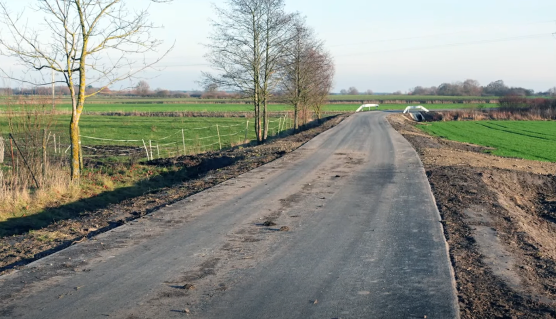 Na liście drogowych inwestycji, jakie udało się zrealizować przed zakończeniem roku, znalazły się odcinki położone w Lipinkach oraz Roztoce.