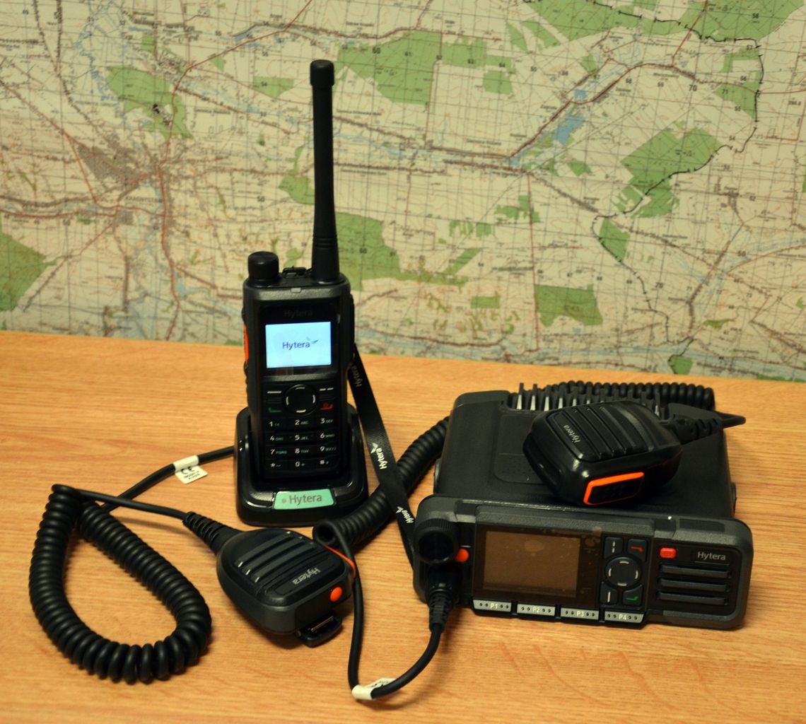 Gmina Żmudź zakończyła właśnie pierwszy etap zakupów potrzebnego sprzętu w ramach dofinansowania, jakie pozyskała w ramach Programu Ochrony Ludności i Obrony Cywilnej na lata 2025-2026. Sprawdzamy więc, co znalazło się na liście aktualnych priorytetów.