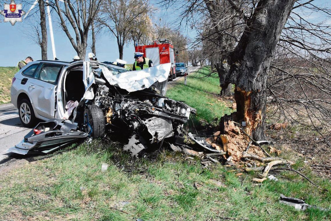 Huk i zmiażdżona blacha. 50-latek cudem przeżył to uderzenie