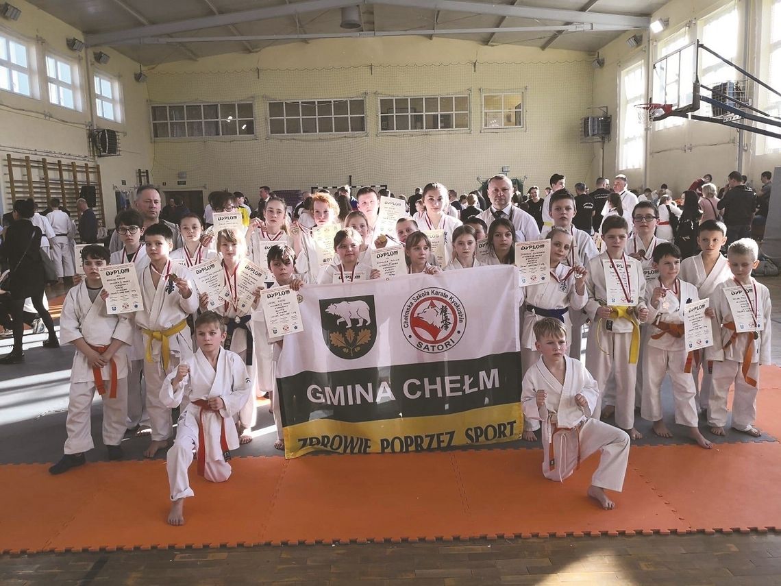 Grad medali chełmskich karateków | Super Tydzień