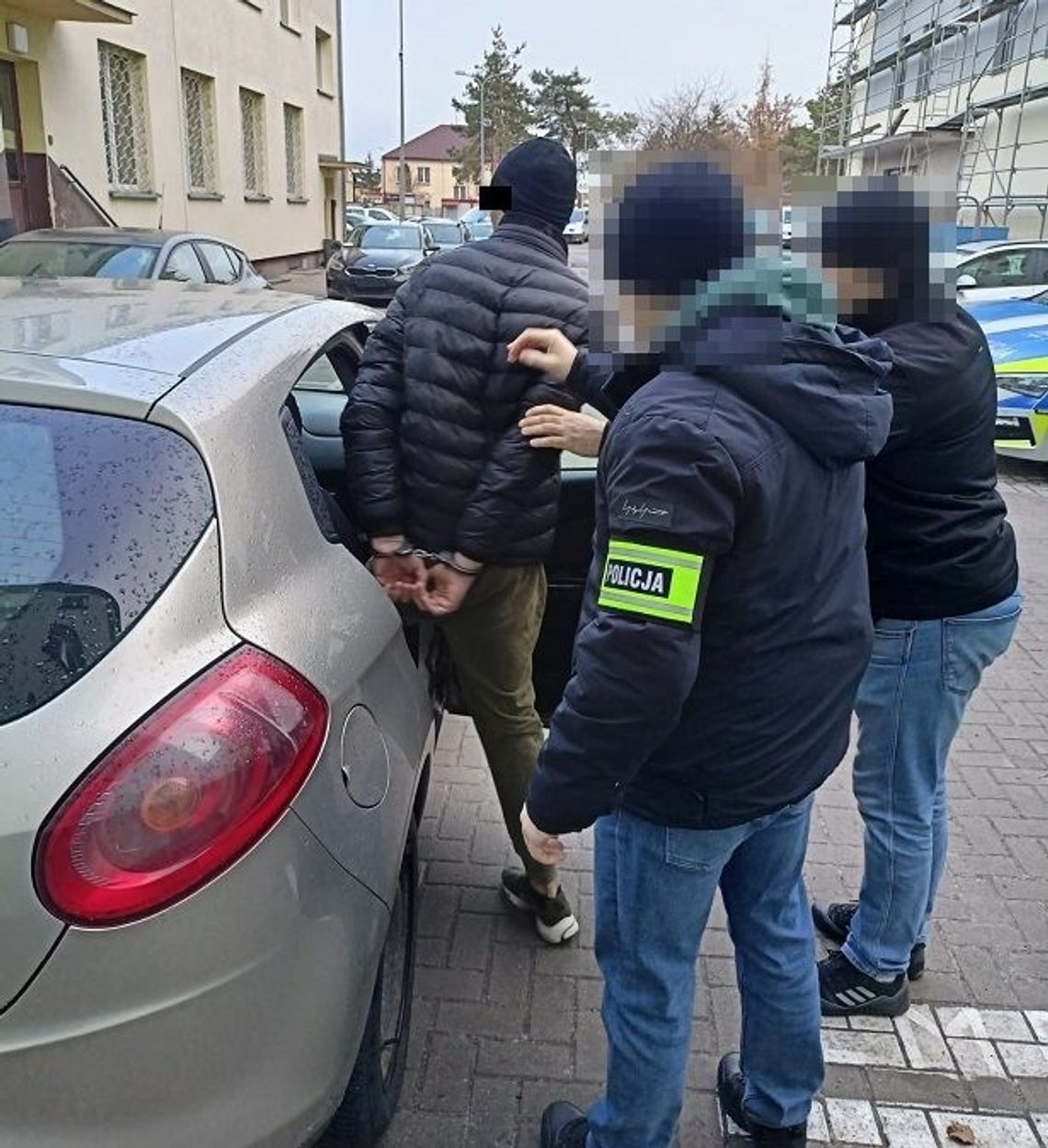 Straszył sąsiadów pozbawieniem życia i spaleniem. Groził policjantom