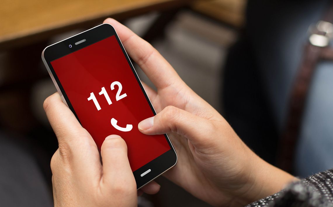 Zadzwonili do dyżurnego policji i zażądali: „Zabierzcie nas na izbę wytrzeźwień"