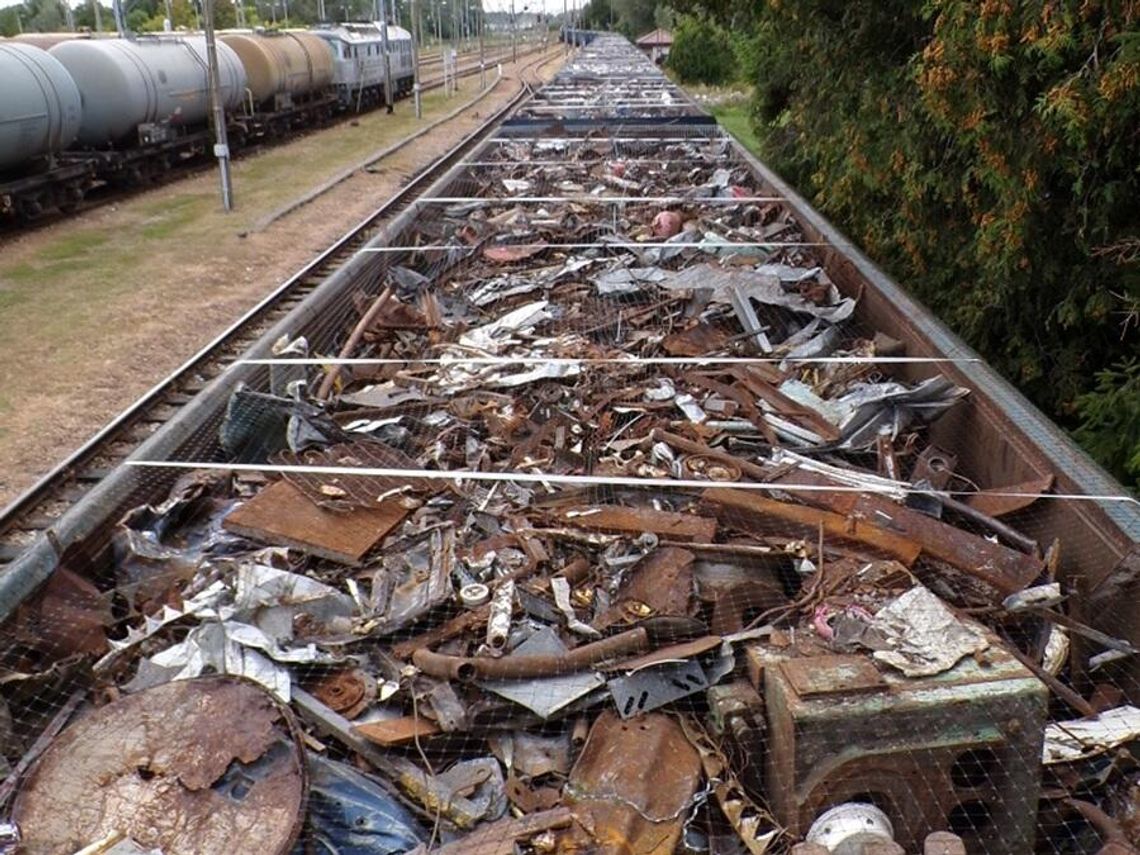 W Dorohusku Lubelska Krajowa Administracja Skarbowa zatrzymała prawie 1 500 ton odpadów