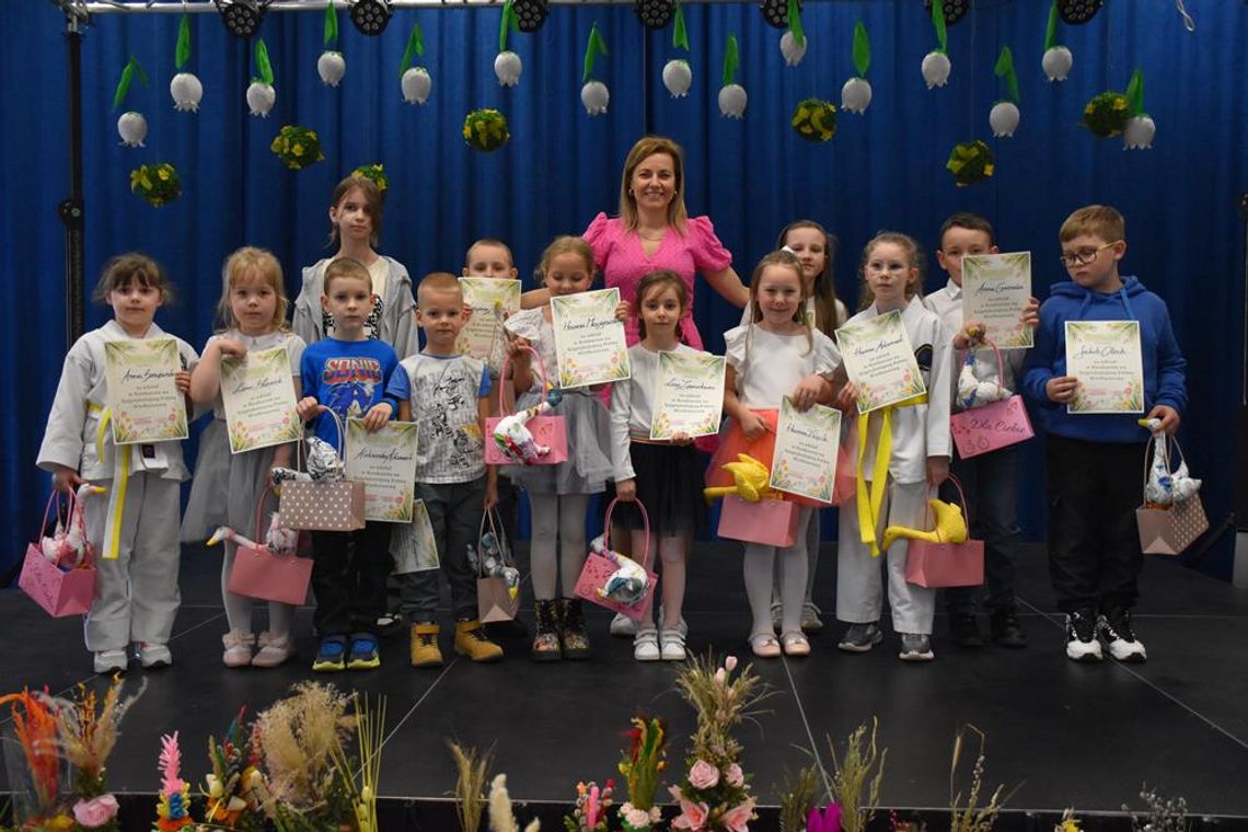 Kiermasz Wielkanocny w Fajsławicach przyciągnął tłumy [GALERIA ZDJĘĆ]