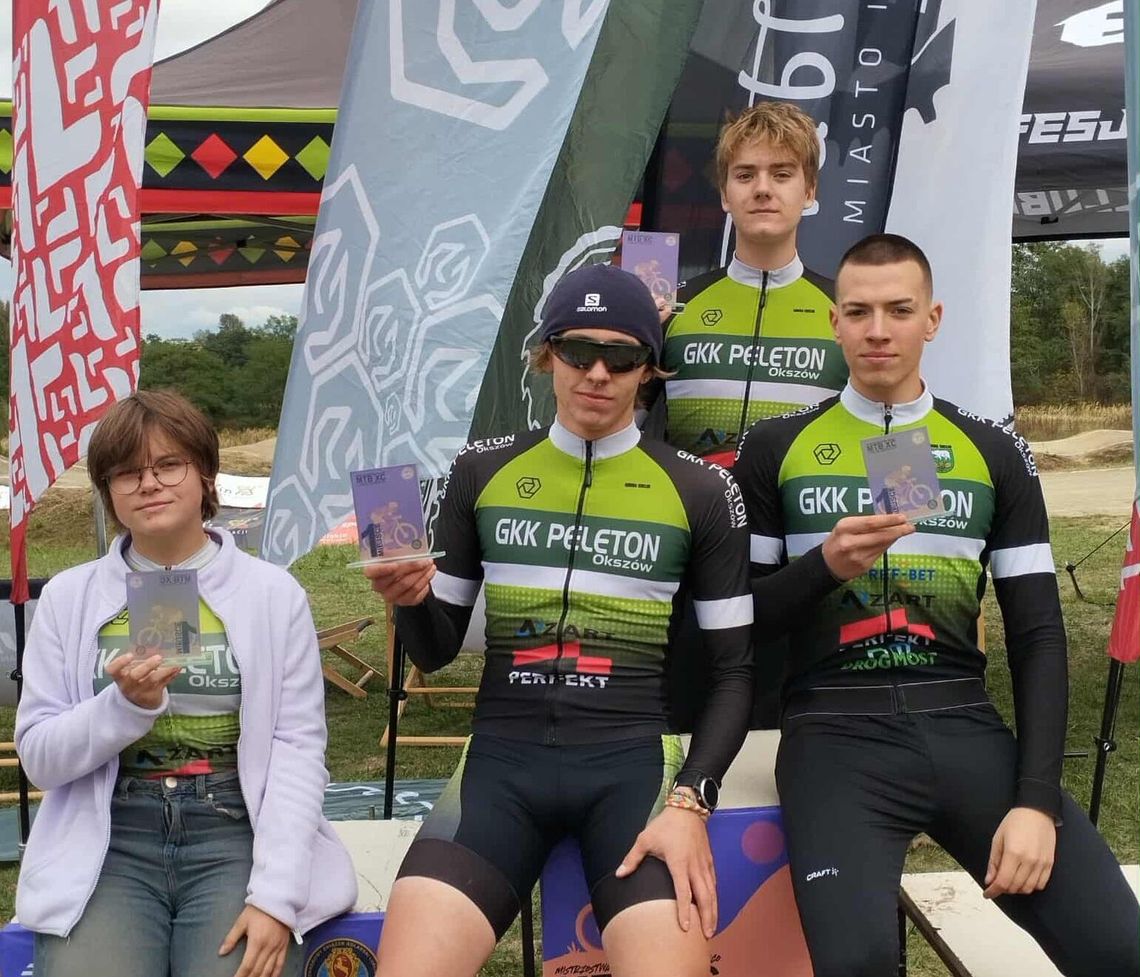 Kolarze Peletonu medalowo zwieńczyli wrzesień