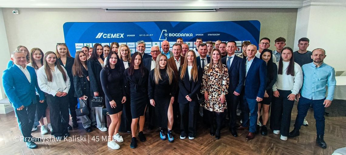 Kolejna góra medali Cementu Gryfa Chełm