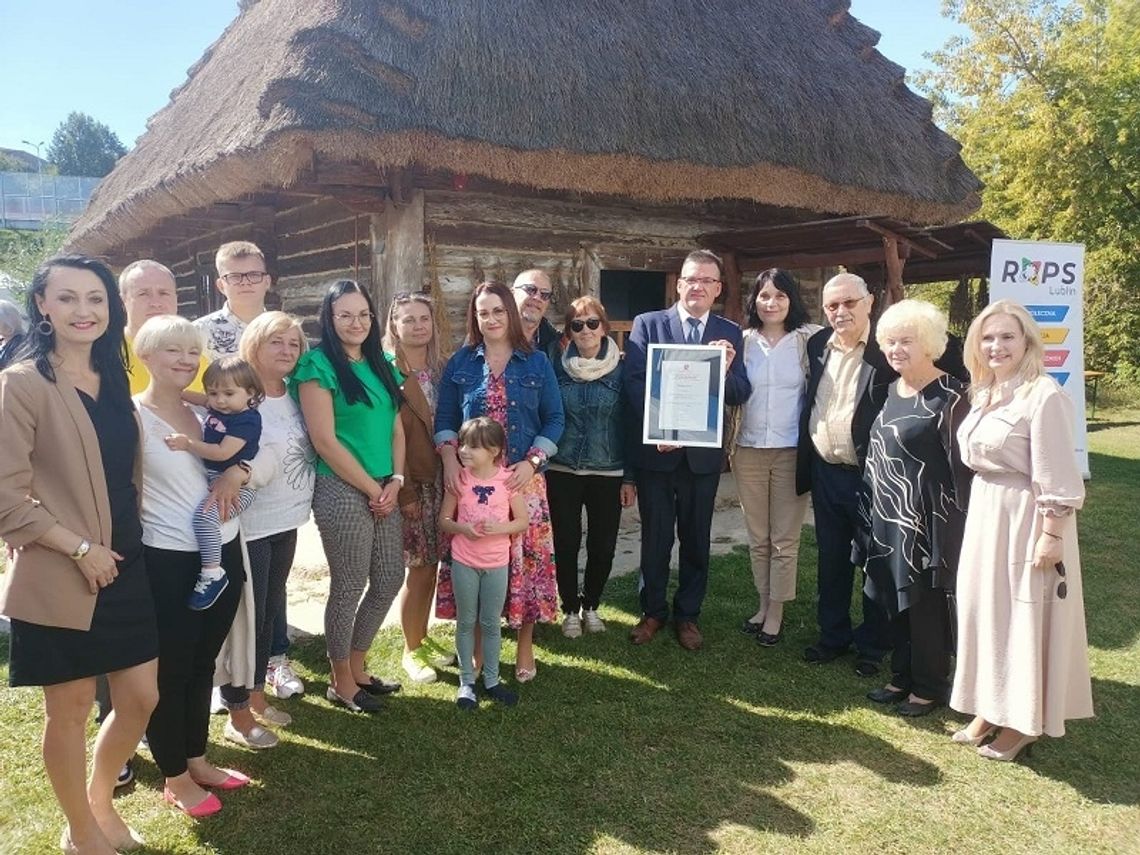 Chełm i gmina Leśniowice to miejsca przyjazne seniorom Chełm i gmina Leśniowice to miejsca przyjazne seniorom