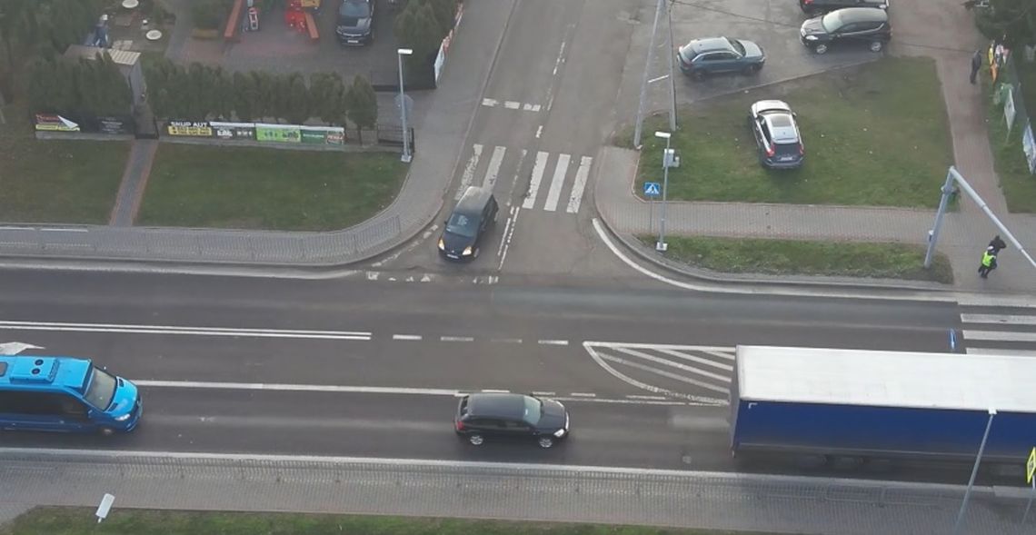Krasnostawscy policjanci śledzili kierowców z drona. Ujawnili dużo wykroczeń [FILM]