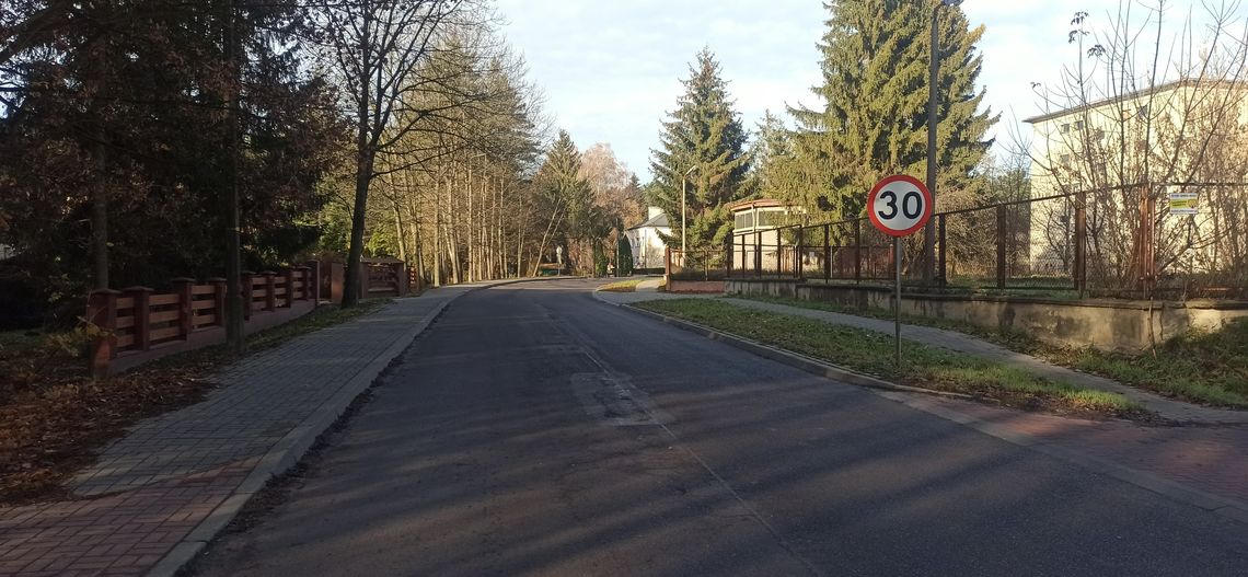 Krasnystaw. Mieszkańcy Leśnej marzą o „śpiących policjantach”