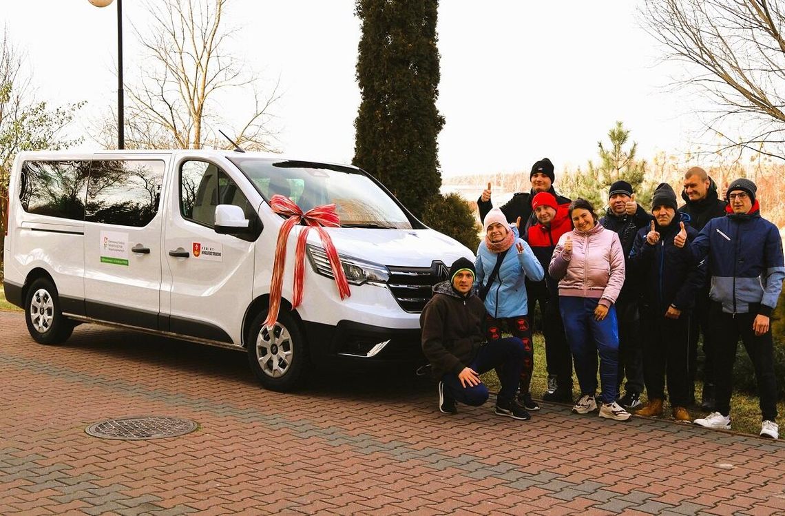 Krasnystaw. Nowy samochód dla Domu Pomocy Społecznej