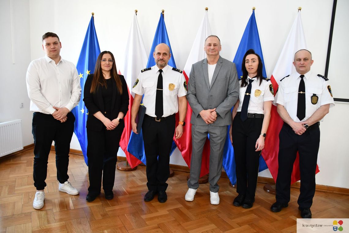 Krasnystaw. Ponad trzy dekady w jednej formacji. Strażnik z numerem 001 żegna mundur [GALERIA ZDJĘĆ]