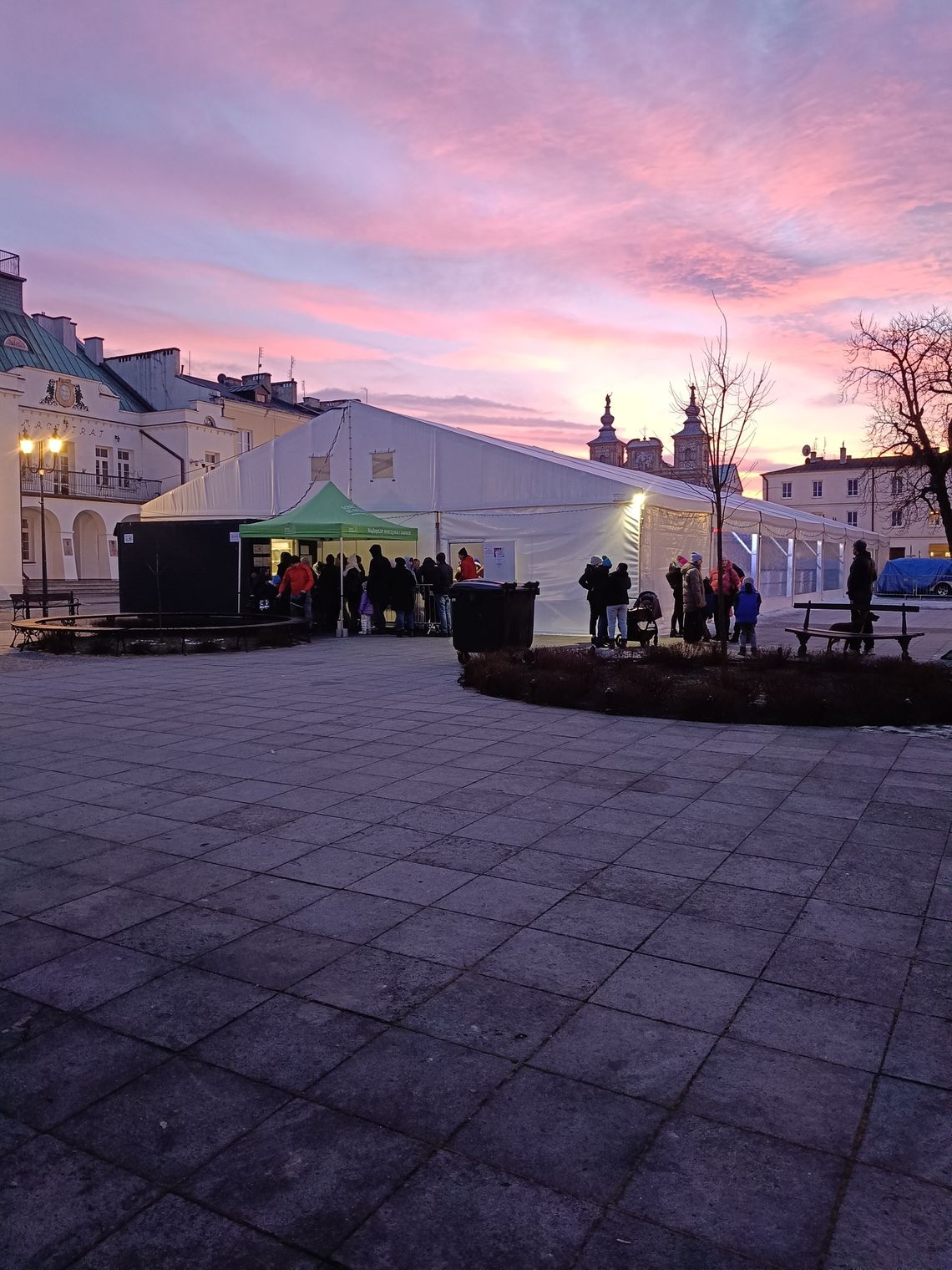 Krasnystaw. Rynek ponownie przejezdny. Tafli lodowej nic nie zagraża