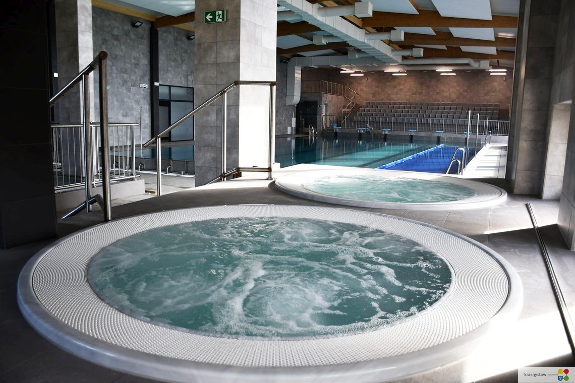 Krasnystaw. Kapiąca woda i korozja na pływalni. Miasto wyjaśnia przyczyny