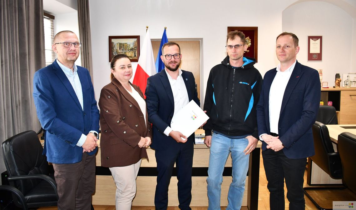 Krasnystaw. Zmodernizują PSZOK. Umowa o wartości ponad 2,5 mln złotych podpisana Krasnystaw. Zmodernizują PSZOK. Umowa o wartości ponad 2,5 mln złotych podpisana