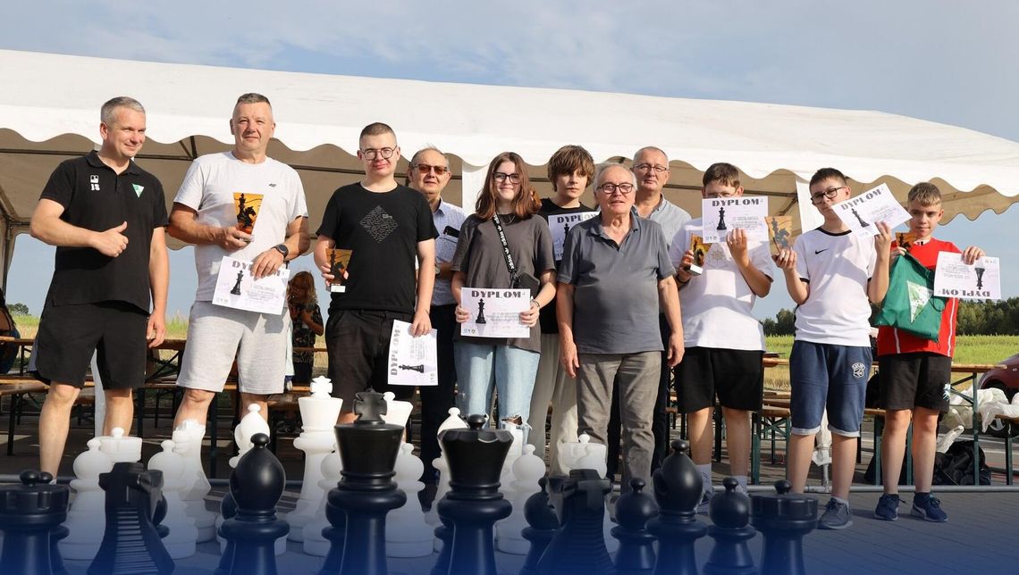 Gm. Leśniowice. Maczuły-Szach. Wakacje pożegnali ze skupieniem