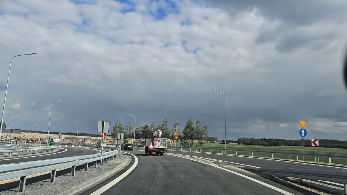 Mamy to! Kierowcy pojechali nowym odcinkiem A2