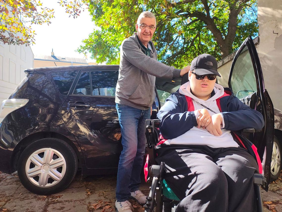 Mateusz Bobruś – bohater codzienności. Pomaga innym widzieć więcej. Teraz my możemy pomóc jemu!