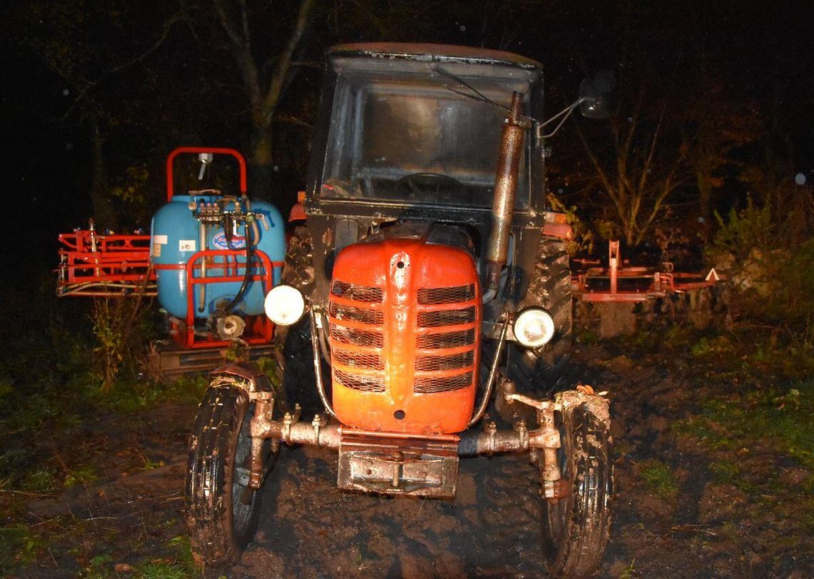 46-latek z gminy Siedliszcze miał aż 2 promile alkoholu w organizmie, a mimo to kierował ciągnikiem rolniczym marki Ursus.