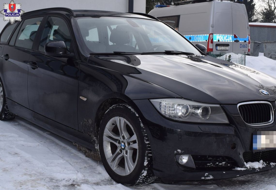 Wyciągnęli go z zaspy, odjeżdżając potrącił 18-latka. Kierowca bmw był pijany i miał narkotyki Wyciągnęli go z zaspy, odjeżdżając potrącił 18-latka. Kierowca bmw był pijany i miał narkotyki