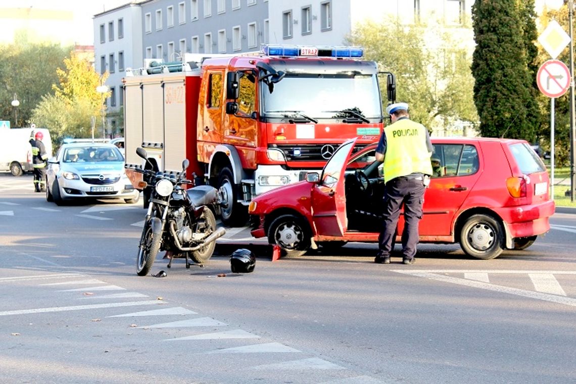 Motocyklista na masce polo