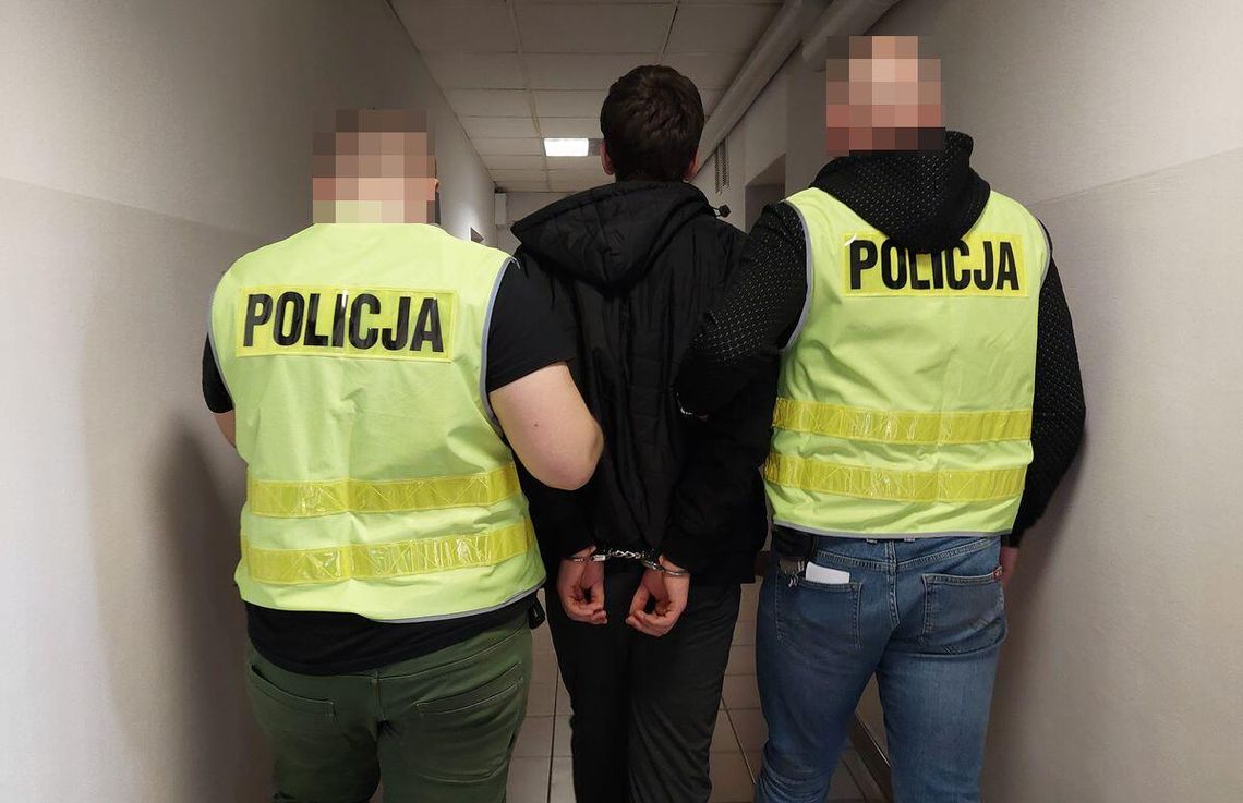 Policjanci z Chełma zatrzymali 23-latka poszukiwanego listem gończym za kradzież.