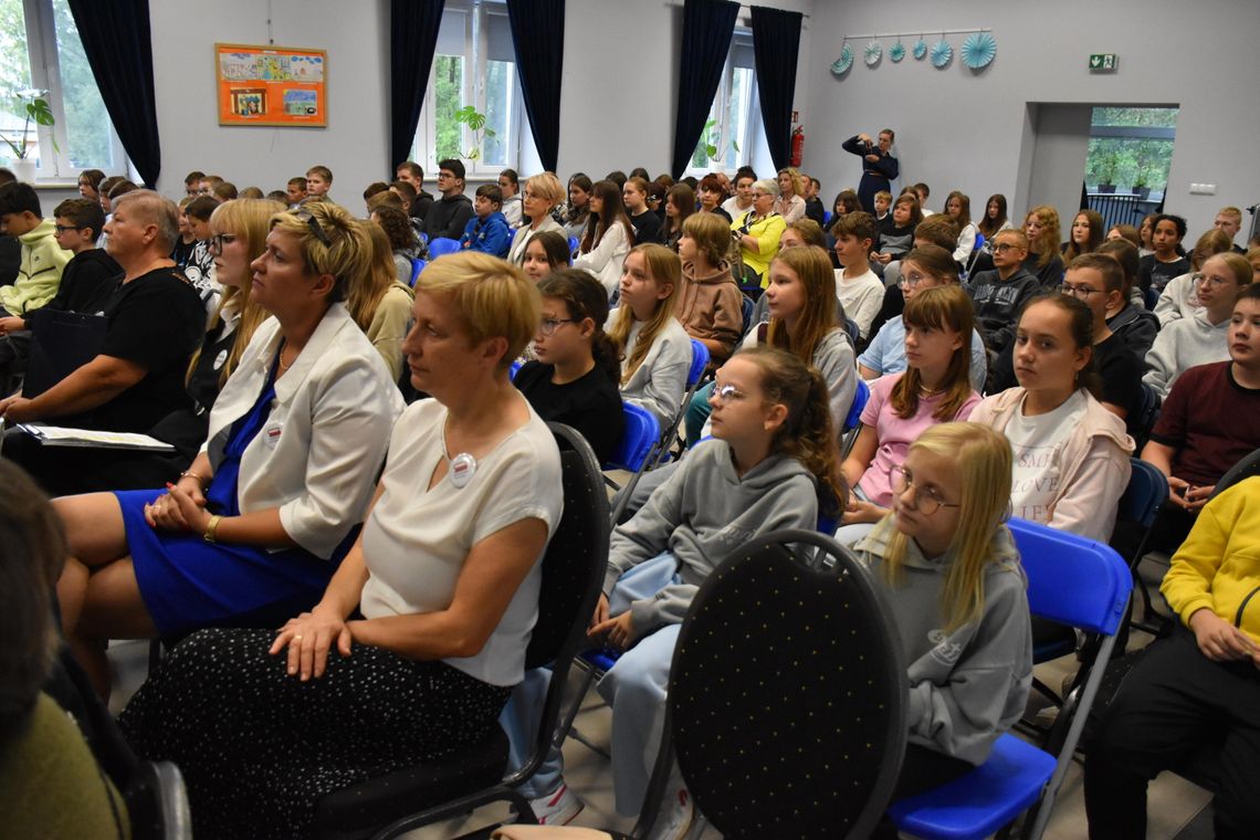 Narodowe Czytanie w Fajsławicach - Kochanowski łączy pokolenia Narodowe Czytanie w Fajsławicach - Kochanowski łączy pokolenia