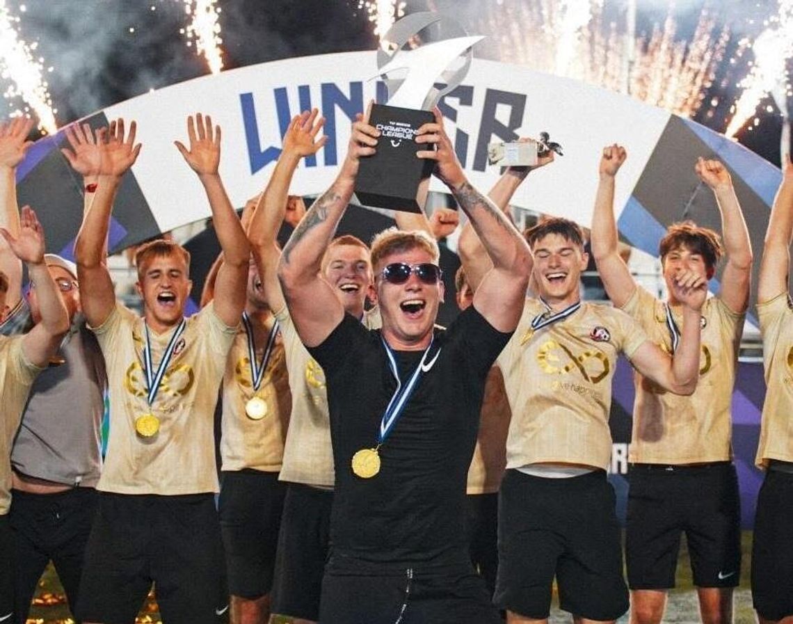 Nie było na nich mocnych. Piłkarze Astry Leśniowice wsparli reprezentację Polski