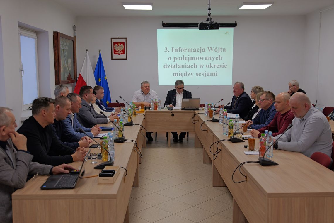 kadr z sesji rady gminy włodawa