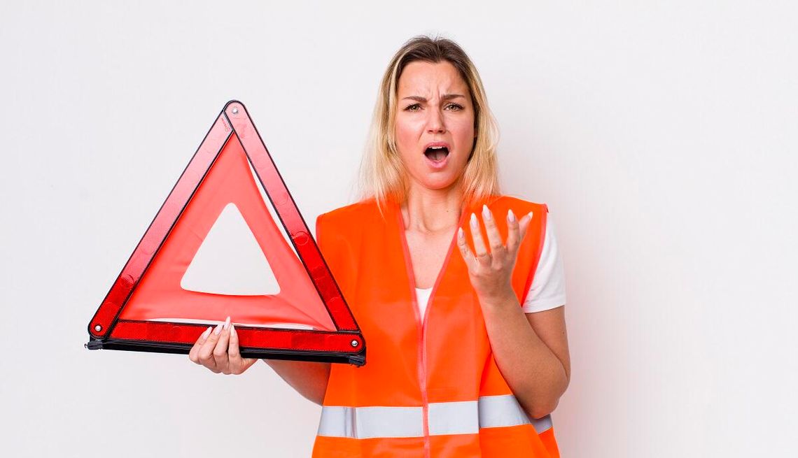 Niebezpieczne wybryki w Izbicy – zniknęły znaki drogowe