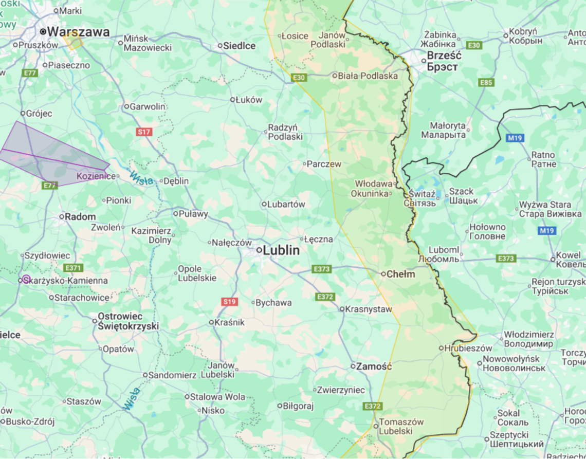 Niebo nad wschodnią Polską zamknięte dla cywilnych dronów [MAPY]