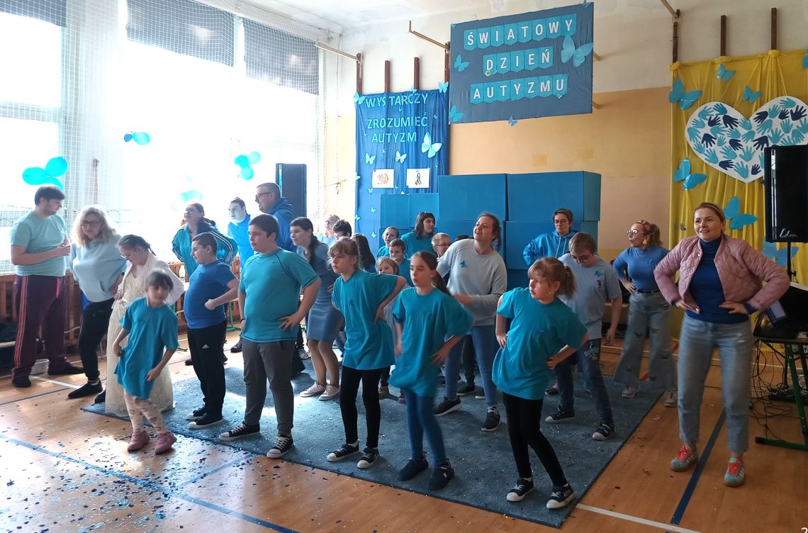 Obchody Światowego Dnia Świadomości Autyzmu w Specjalnym Ośrodku Szkolno–Wychowawczym w Chełmie