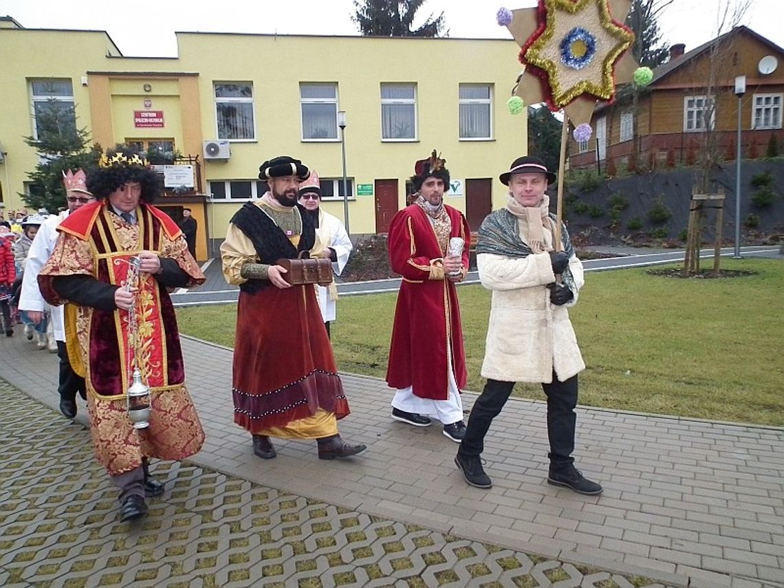 Orszak Trzech Króli w Gorzkowie (zdjęcia+wideo)