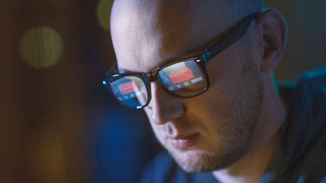 Oszuści działają na BLIK-a. Tak chcą się dobrać do naszych kont