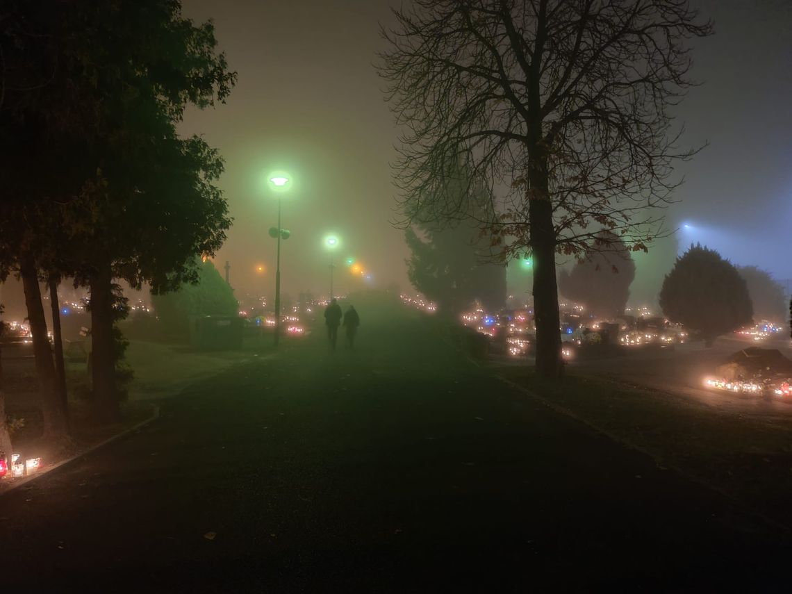 "Pamiętaj o śmierci, nie zapomnij żyć". 1 listopada w Chełmie [ZDJĘCIA]