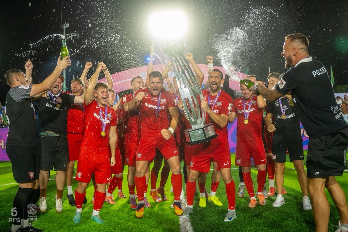 Polacy najlepsi w socca! Zespół wsparł zawodnik Astry Leśniowice Polska Federacja Socca