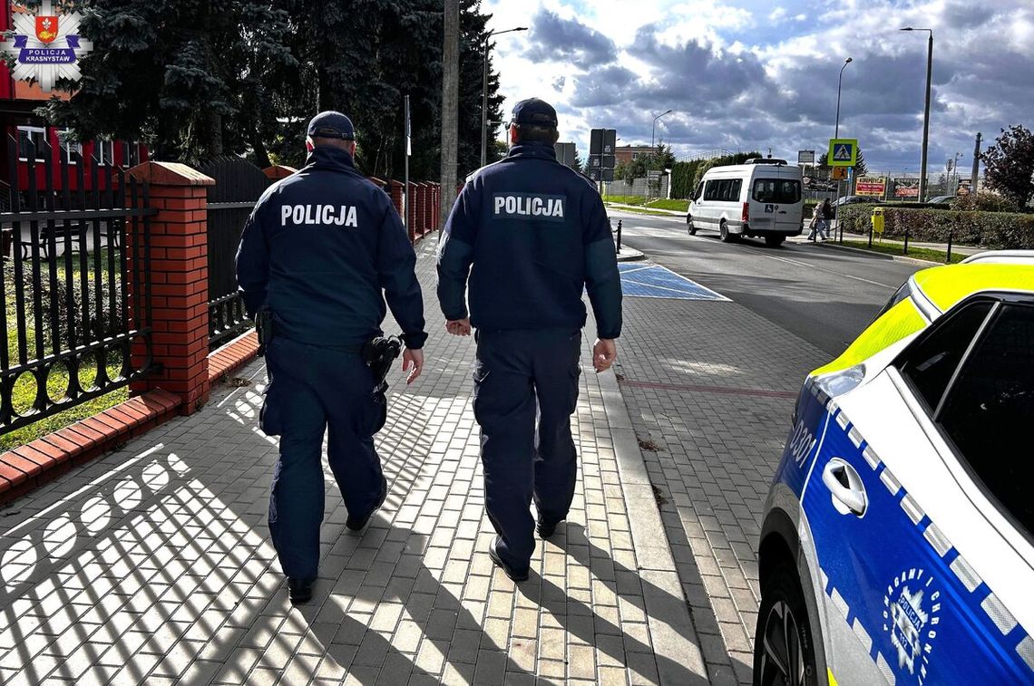 Policja wzmacnia kontrole przy szkołach w mieście i powiecie krasnostawskim Policja wzmacnia kontrole przy szkołach w mieście i powiecie krasnostawskim