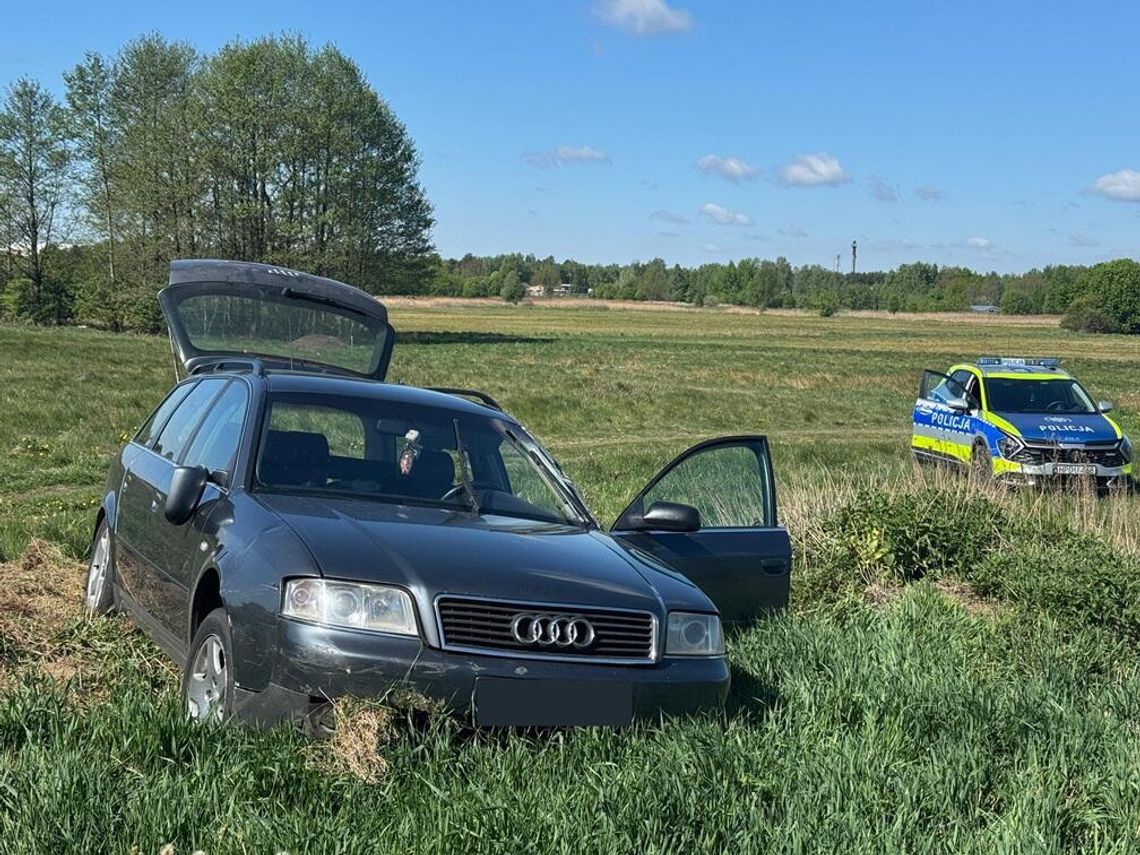 Lubelskie. Podczas policyjnego pościgu Audi zawisło na skarpie Lubelskie. Podczas policyjnego pościgu Audi zawisło na skarpie