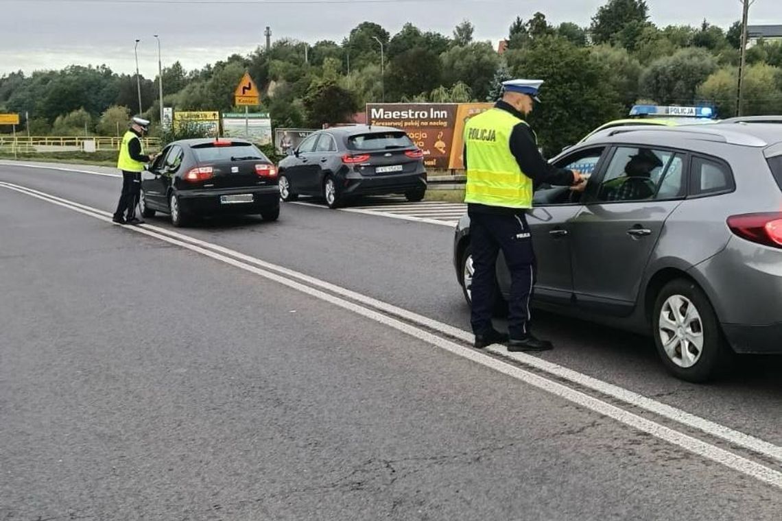 Ponad 1000 skontrolowanych w powiecie krasnostawskim. Czterech kierowców ma kłopoty Ponad 1000 skontrolowanych w powiecie krasnostawskim. Czterech kierowców ma kłopoty