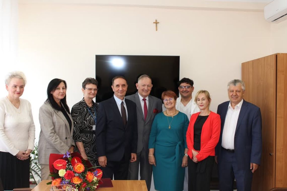 Ponad 43 lata pracy w szpitalu w Krasnymstawie. Doktor Zbigniew Bijata kończy karierę zawodową Ponad 43 lata pracy w szpitalu w Krasnymstawie. Doktor Zbigniew Bijata kończy karierę zawodową