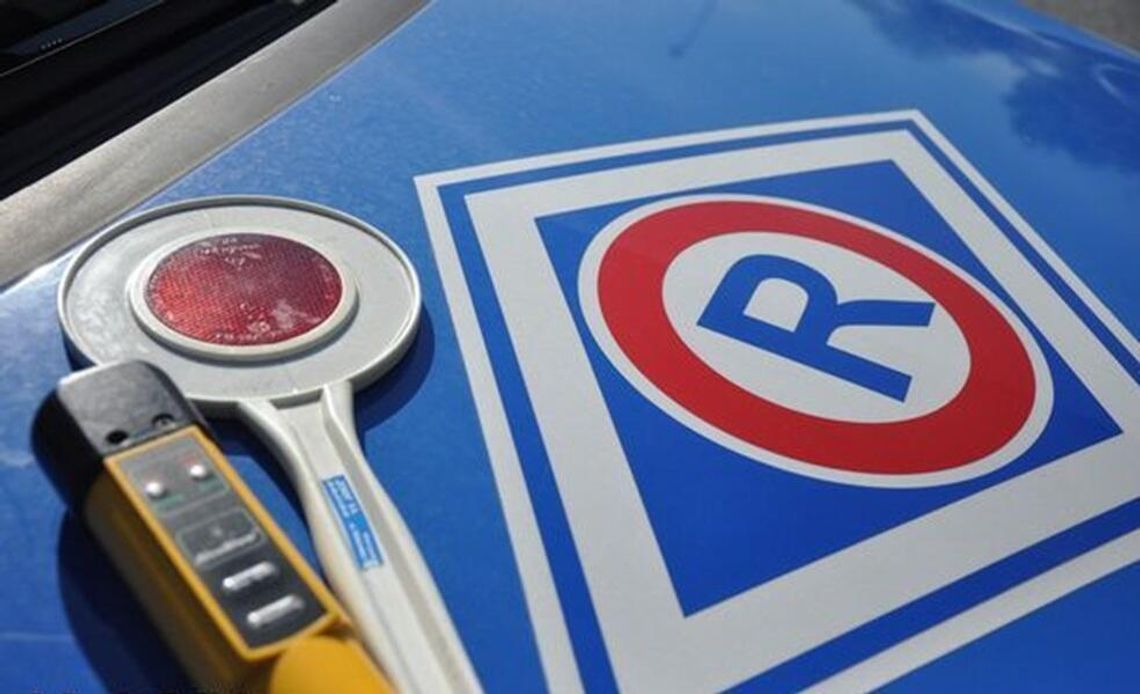 Pow. chełmski. Pijany motorowerzysta i ucieczka motocyklisty. Pościg zakończył uderzeniem w bariery Pow. chełmski. Pijany motorowerzysta i ucieczka motocyklisty. Pościg zakończył uderzeniem w bariery