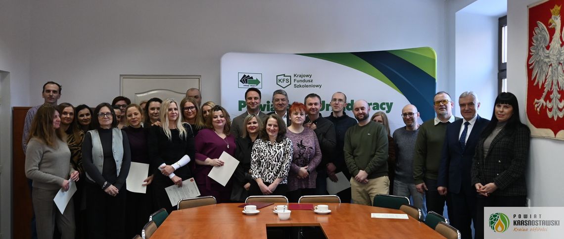 Pow. krasnostawski. Nagrody za codzienny trud z okazji Dnia Pracownika Publicznych Służb Zatrudnienia w PUP [ZDJĘCIA]