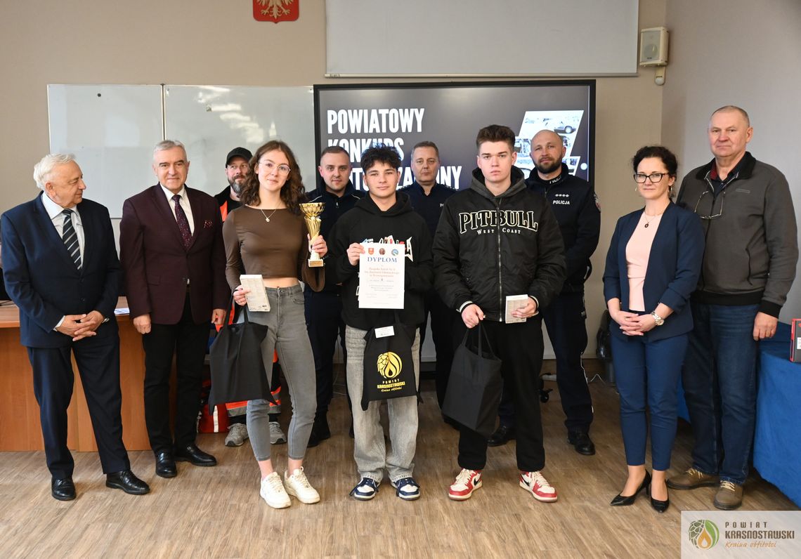 Pow. krasnostawski. Młodzi kierowcy w akcji. Motoryzacyjny turniej rozstrzygnięty