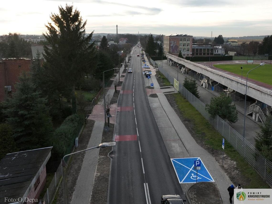 Ulica Piłsudskiego w Krasnymstawie w końcu odnowiona. Remont kosztował 2,6 miliona złotych