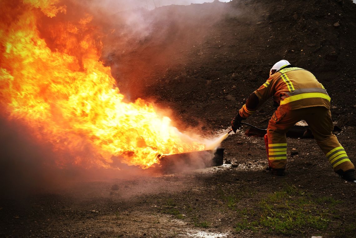 Pow. krasnostawski. Pożary, ewakuacje, ratunek z wysokości - ochotnicy w ogniu ćwiczeń. Pokazali, na co ich stać! [ZDJĘCIA]