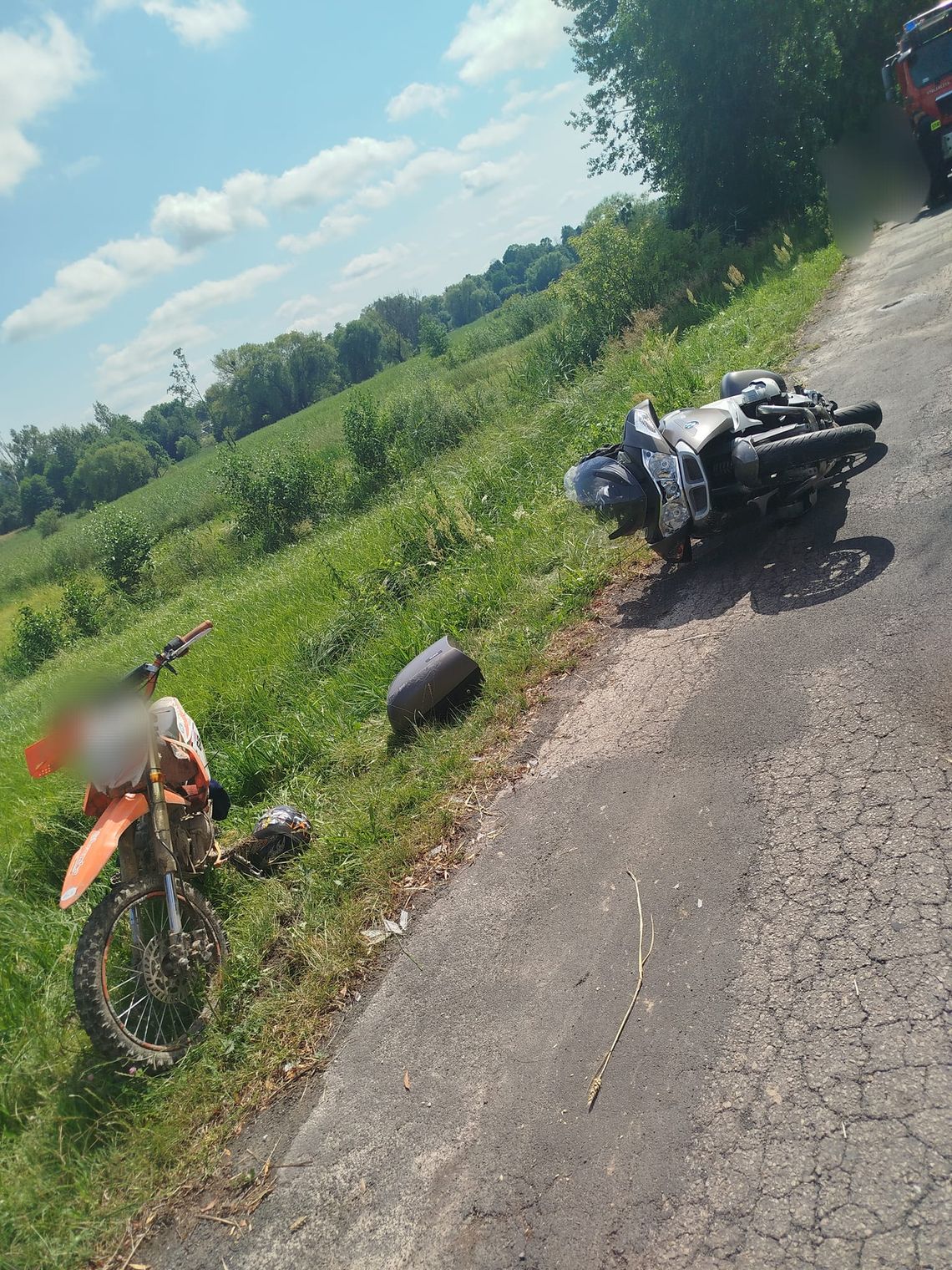 Pow. krasnostawski. Dwaj motocykliści zderzyli się w Olchowcu